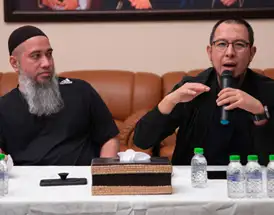 بحضور ممثل السفارة التايلاندية تستضيف اثنين من الدعاة التايلانديين